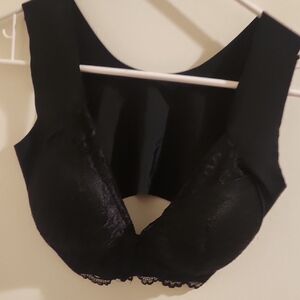 Tiktok Elegant Lace Black Clevage Bra-Front Clamp